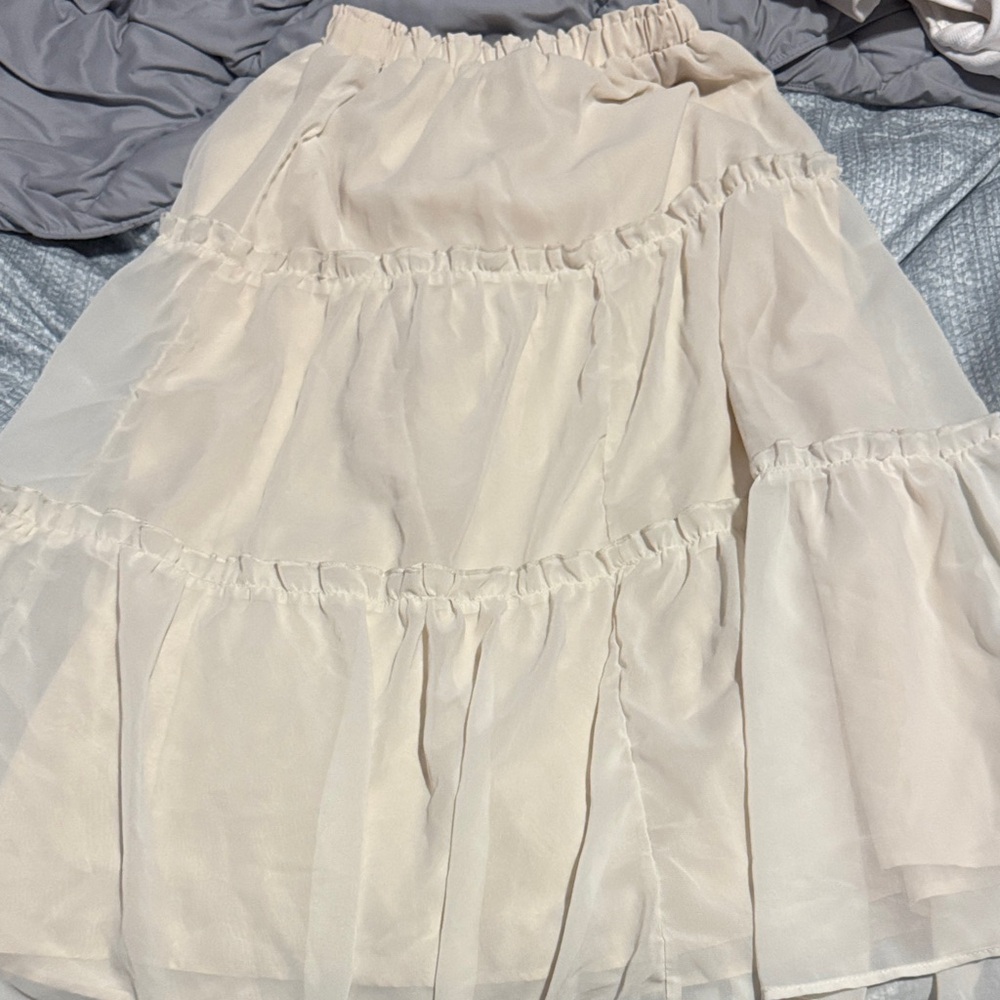 SHEIN Cream A-Line Tiered Skirt